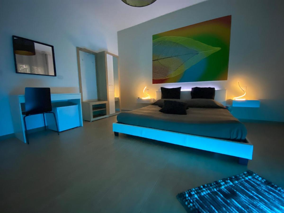 B&B La Perla & Suites Bari Exterior photo